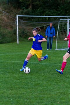 Bild 188 - B-Juniorinnen TSV Gnutz o.W. - SV Wahlstedt : Ergebnis: 1:1